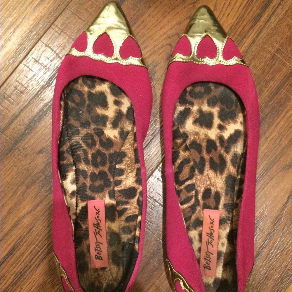 Betsey Johnson pink and gold loafers